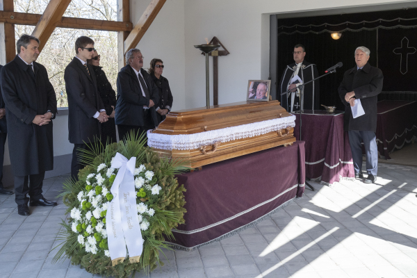 Végső búcsú Farkas Józseftől Végső búcsú Farkas Józseftől