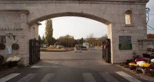 Akkreditálni kell! Akkreditálni kell!