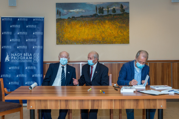 NBP: újabb könyv