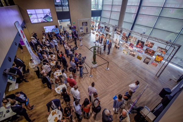 Tisztelgés pályázattal Tisztelgés pályázattal