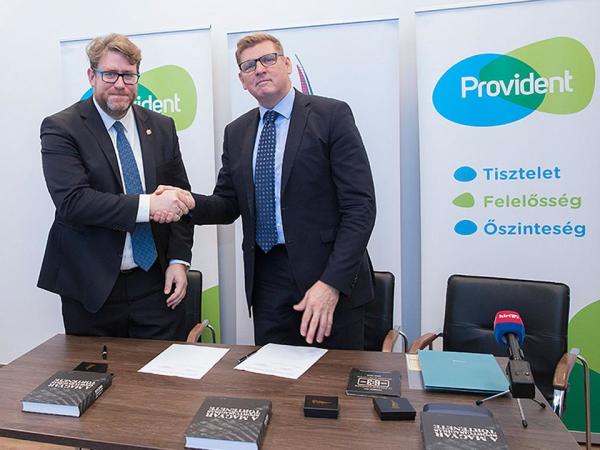 Három esztendőre biztosított a sportújságíró-díjak pénzjutalma Három esztendőre biztosított a sportújságíró-díjak pénzjutalma