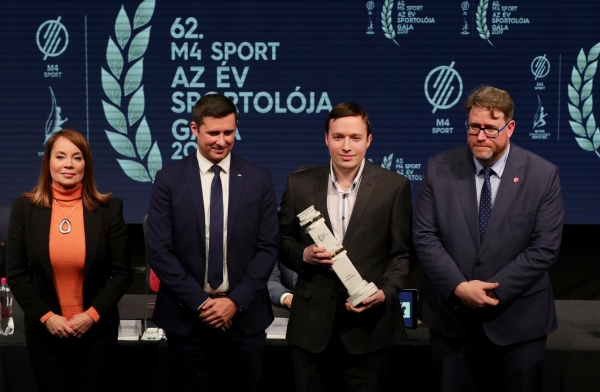 Várjuk a pályázatokat az Év e-sportolójára!