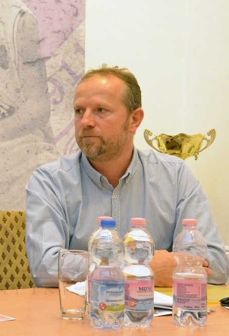 Az új keleti alelnök Az új keleti alelnök