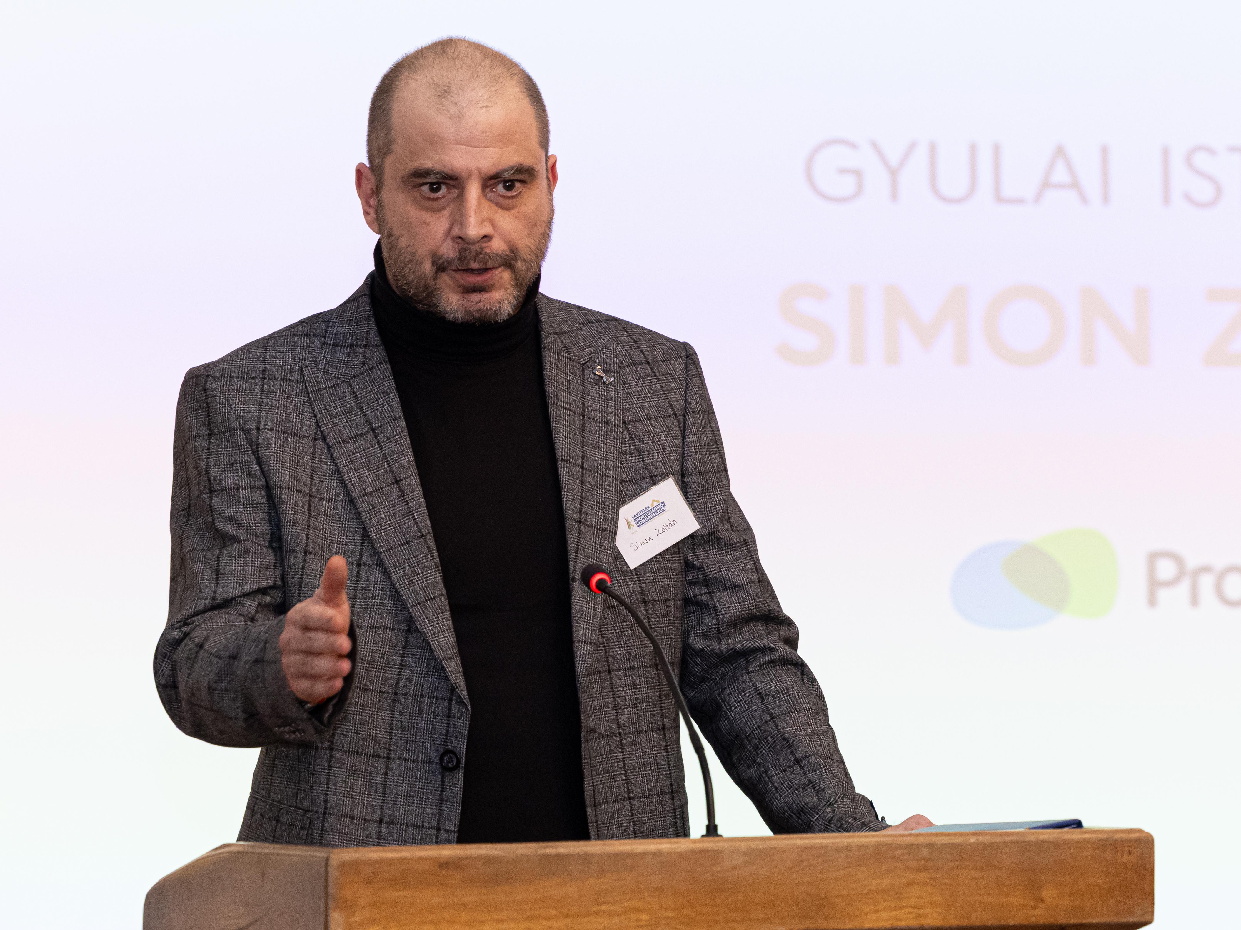 „Erre mondják, hogy vérprofi! Nem keveri a magánéletet a munkával”